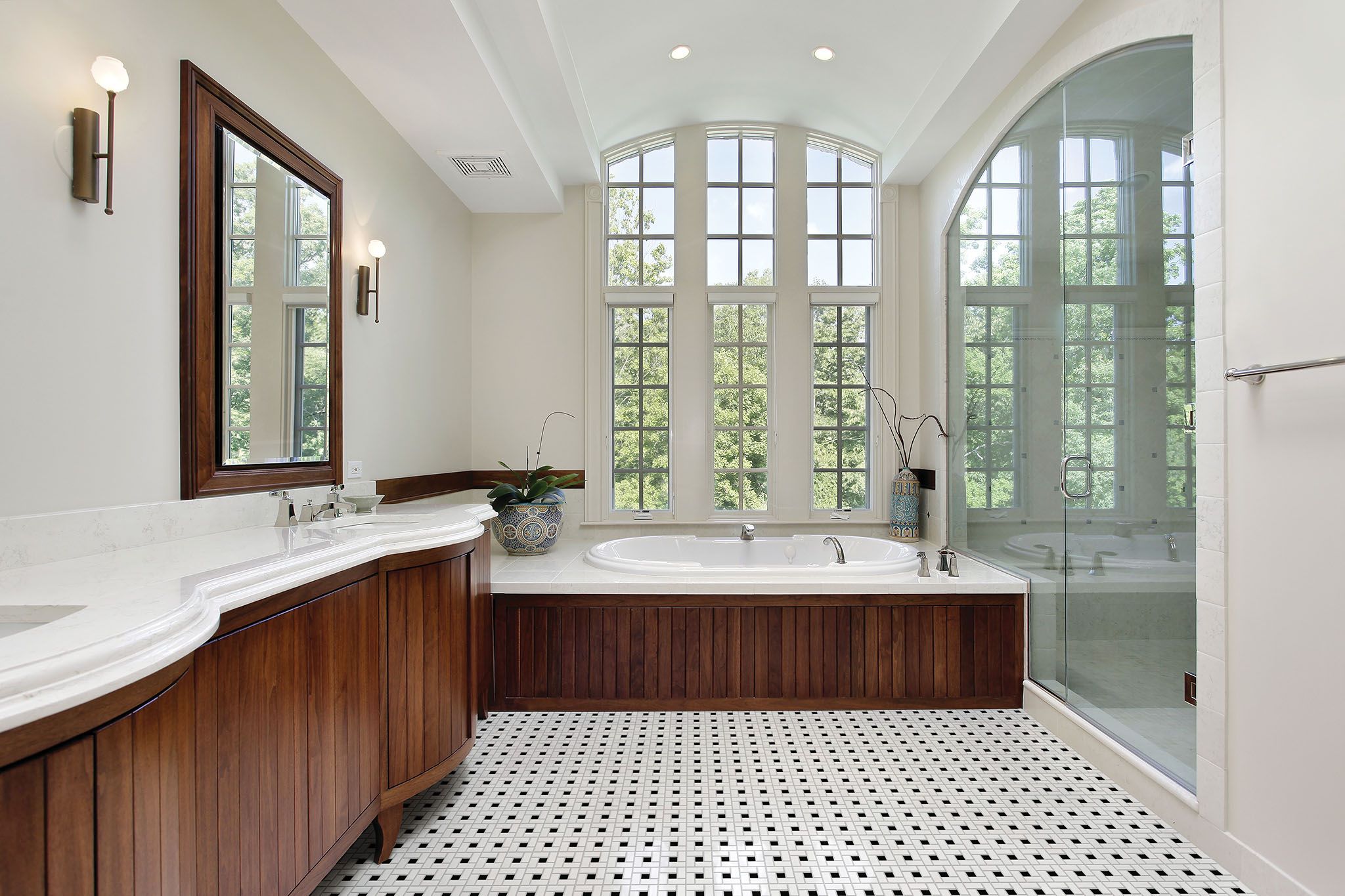 Traditions White W/Retro Black Matte Basketweave Mosaic | Roma Tile NY