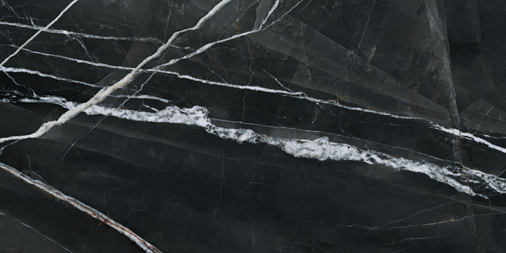 Royal Stoneworks 24X48 Regal Black Vein Honed | Roma Tile NY